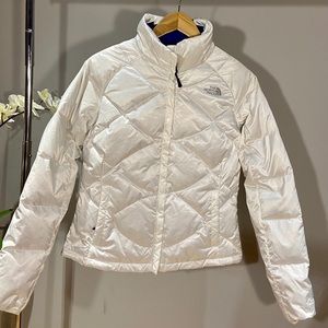 North Face Jacket 550 (WORN ONCE) ❄️